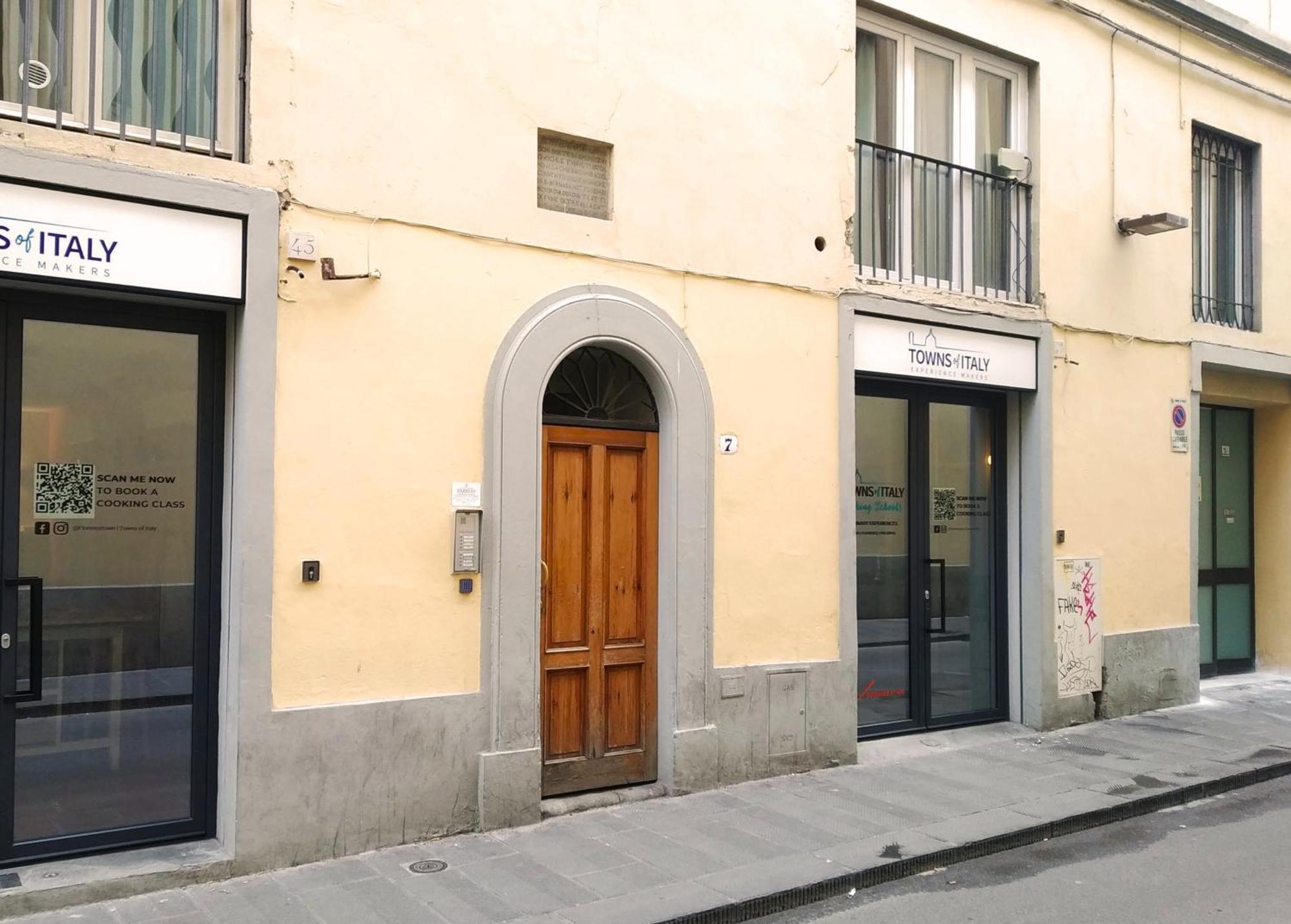 Panicale Blue Historic 1br Near Medici Chapels & Mercato Apartamento Florença